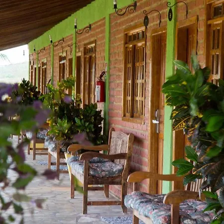 Parque Do Avestruz Eco Resort Esmeraldas Exterior photo